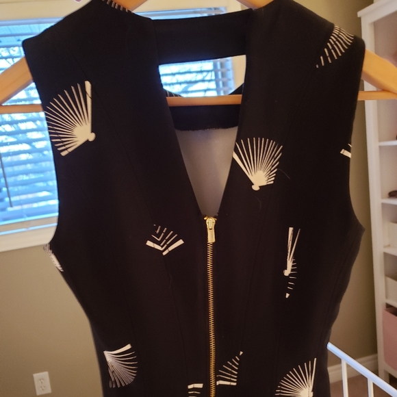 H&M Pocked back zip dress - Picture 2 of 6